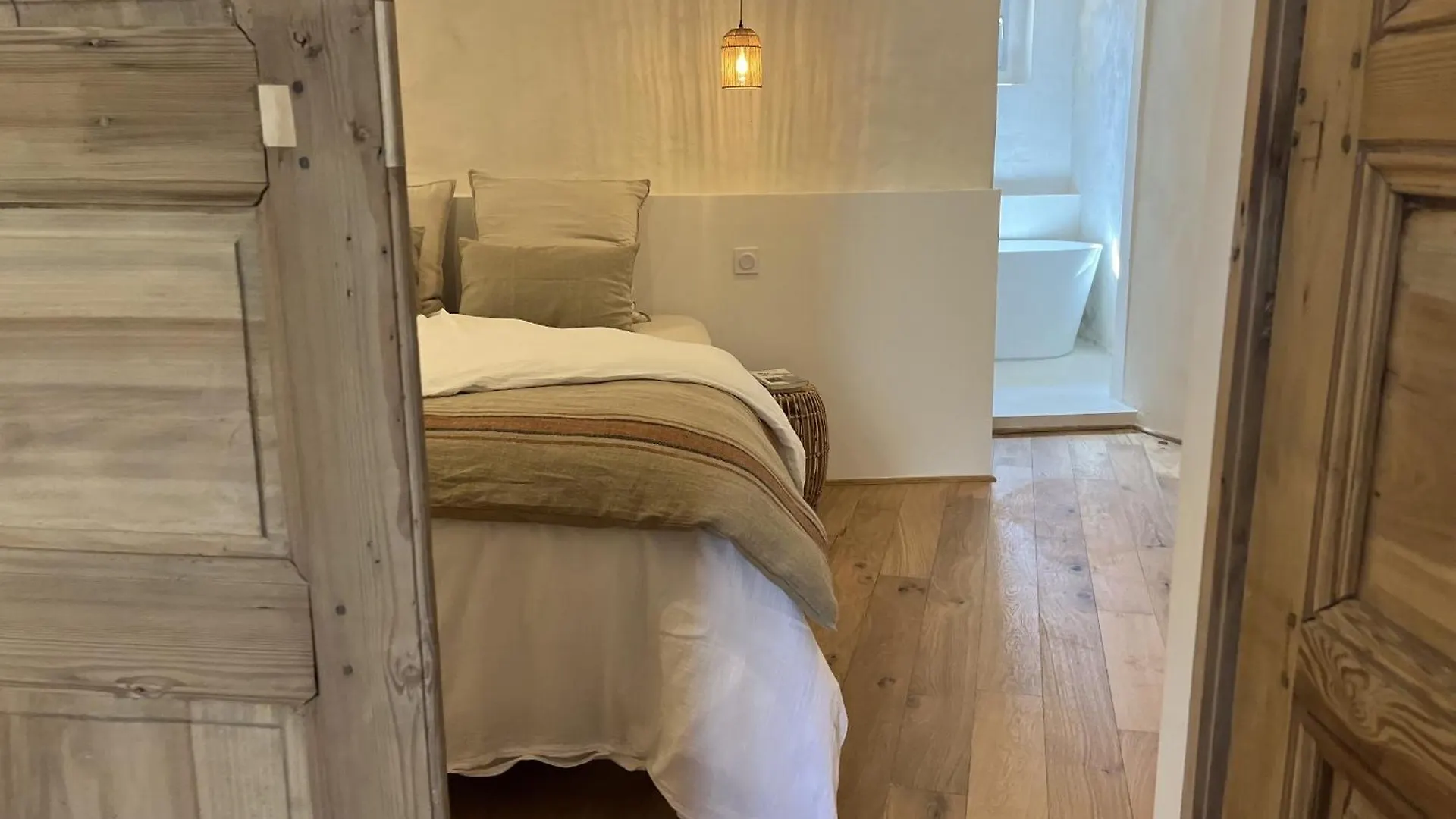 Appartement La Maison Des Lamanon à Salon-de-Provence France