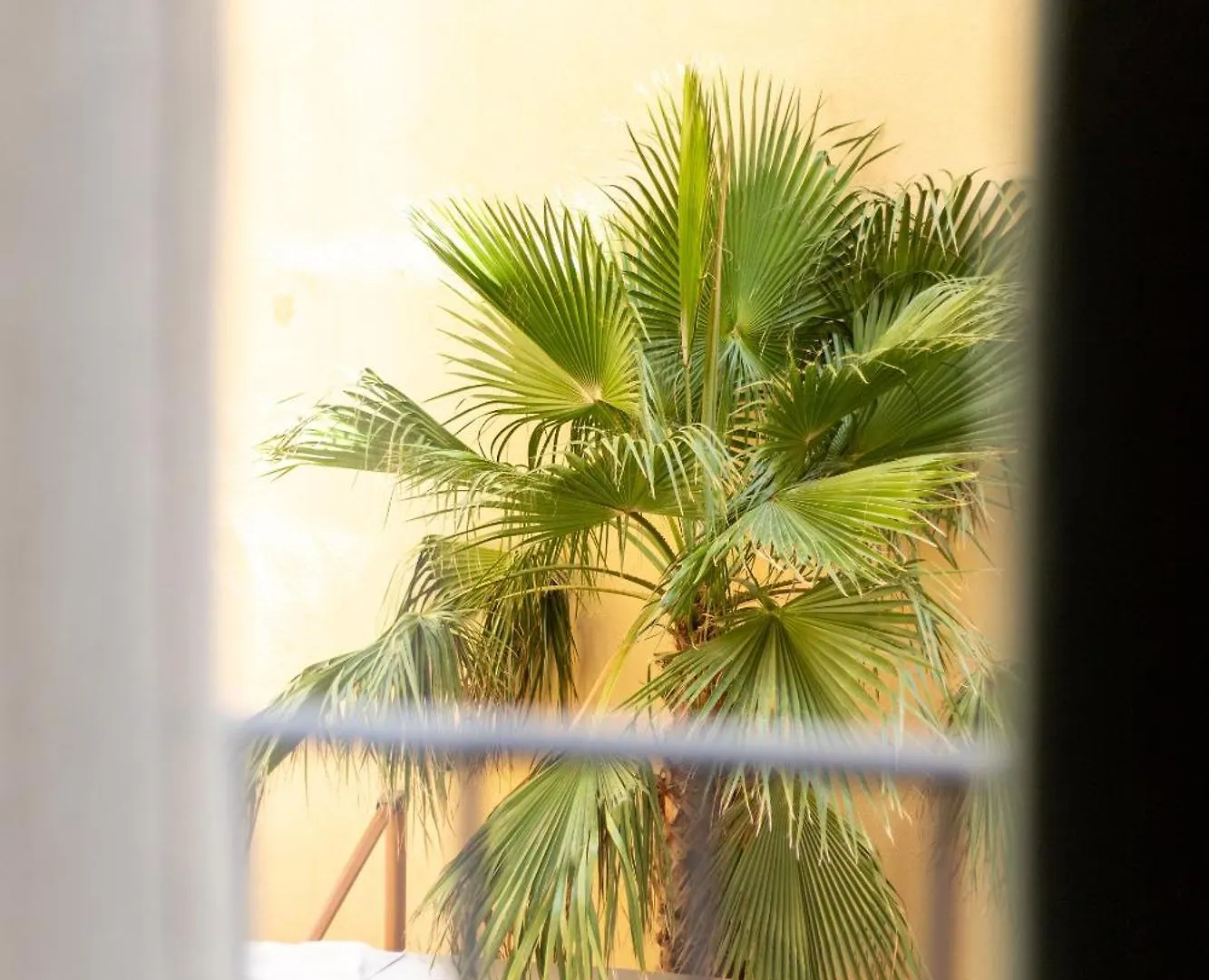 Appartement La Maison Des Lamanon à Salon-de-Provence 0*,  France